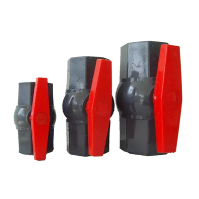 PVC en plastique octogonal de robinet à tournant sphérique fil interne de poignée de 4 pouces de longue