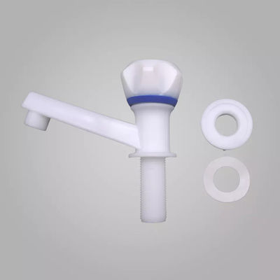 Robinet extérieur fixé au mur de PVC de robinet extérieur en plastique de noyau de PVC de pp