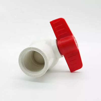 Valves et garnitures coniques de tuyau de PVC de valve de l'eau en plastique pour le produit chimique
