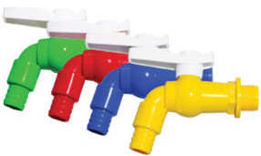 Robinets en plastique de PVC de robinet simple du trou pp pour des conteneurs de l'eau