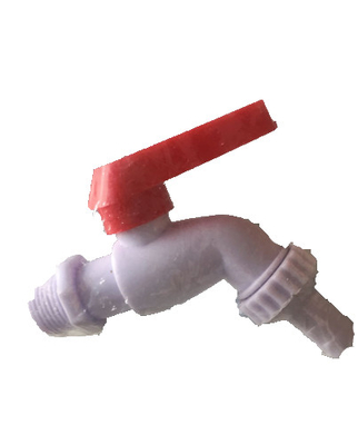 Robinets en plastique de PVC de robinet simple du trou pp pour des conteneurs de l'eau