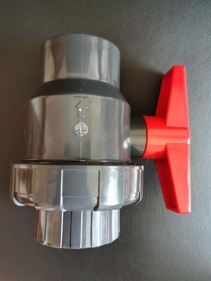 PN10 norme nationale de clapet anti-retour de boule de PVC de 2 pouces pour empêcher mesurage
