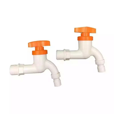 Froid simple en plastique de robinet d'eau d'ABS fixé au mur en dehors du plastique de robinet