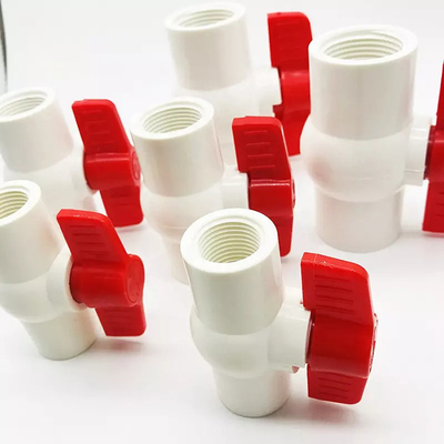 Valves et garnitures coniques de tuyau de PVC de valve de l'eau en plastique pour le produit chimique
