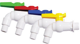 Robinets en plastique de PVC de robinet simple du trou pp pour des conteneurs de l'eau